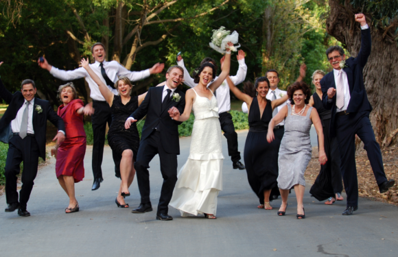 Family Conflicts: How To Deal With Them On Your Wedding Day