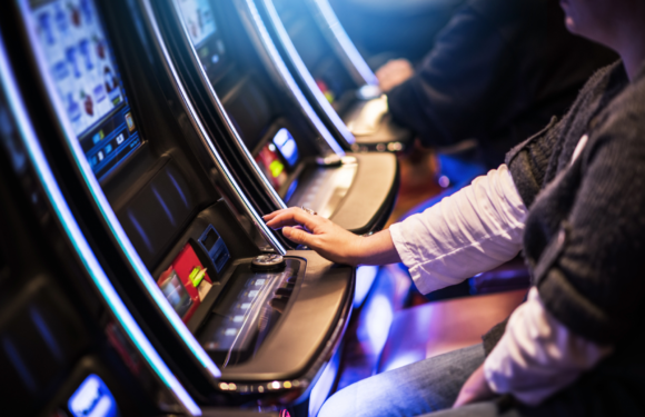 From Rags to Riches: The Inspiring Stories of Professional Gamblers