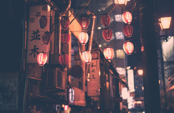 How to Turn Ordinary Days into Extraordinary Ones: Embracing Simple Changes for Remarkable Experiences
